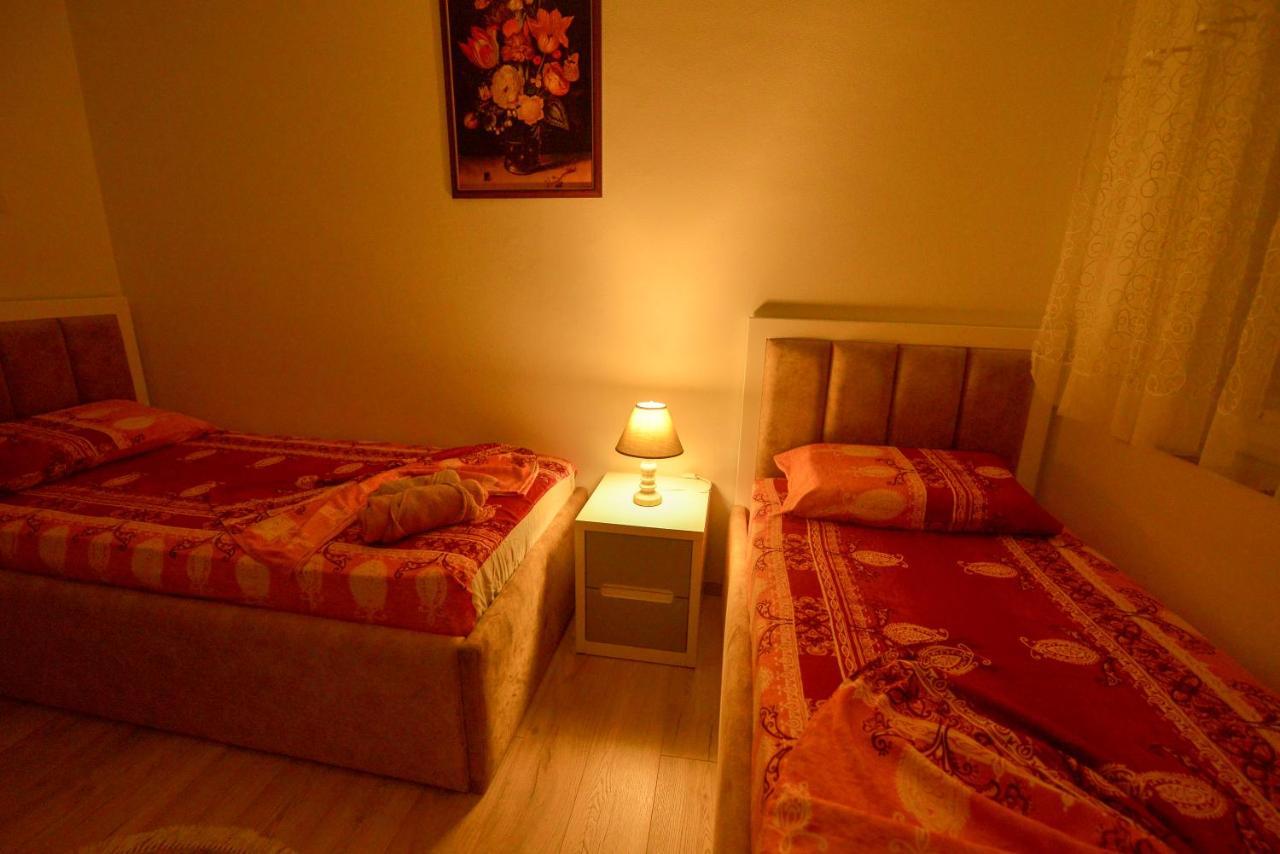 Denis Comfort Apartment Шкодер Экстерьер фото